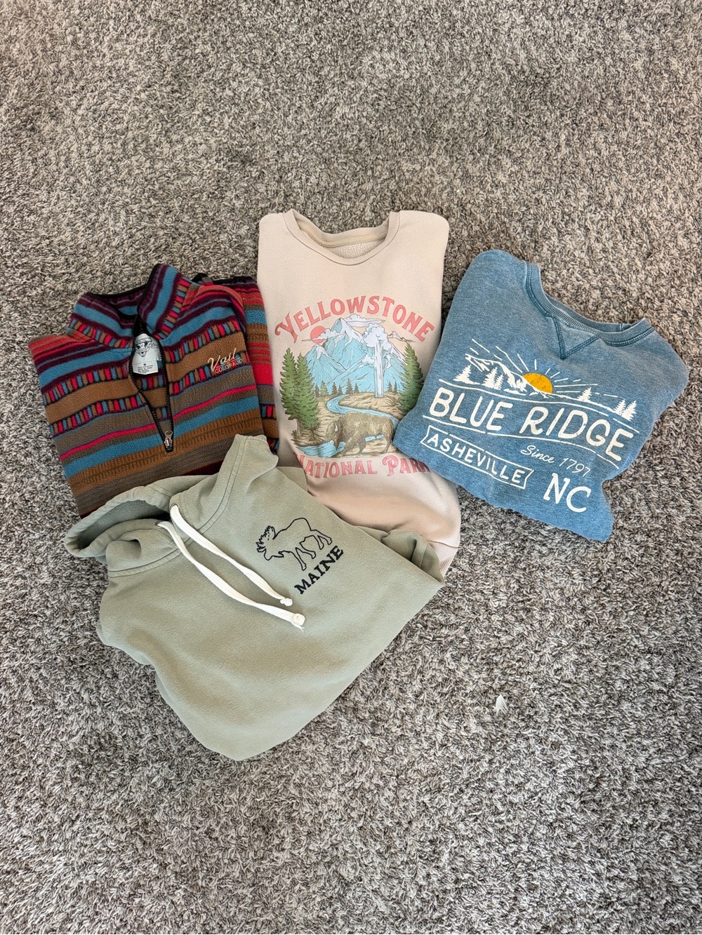 Outdoor Sweatshirt Bundle Women’s S,M